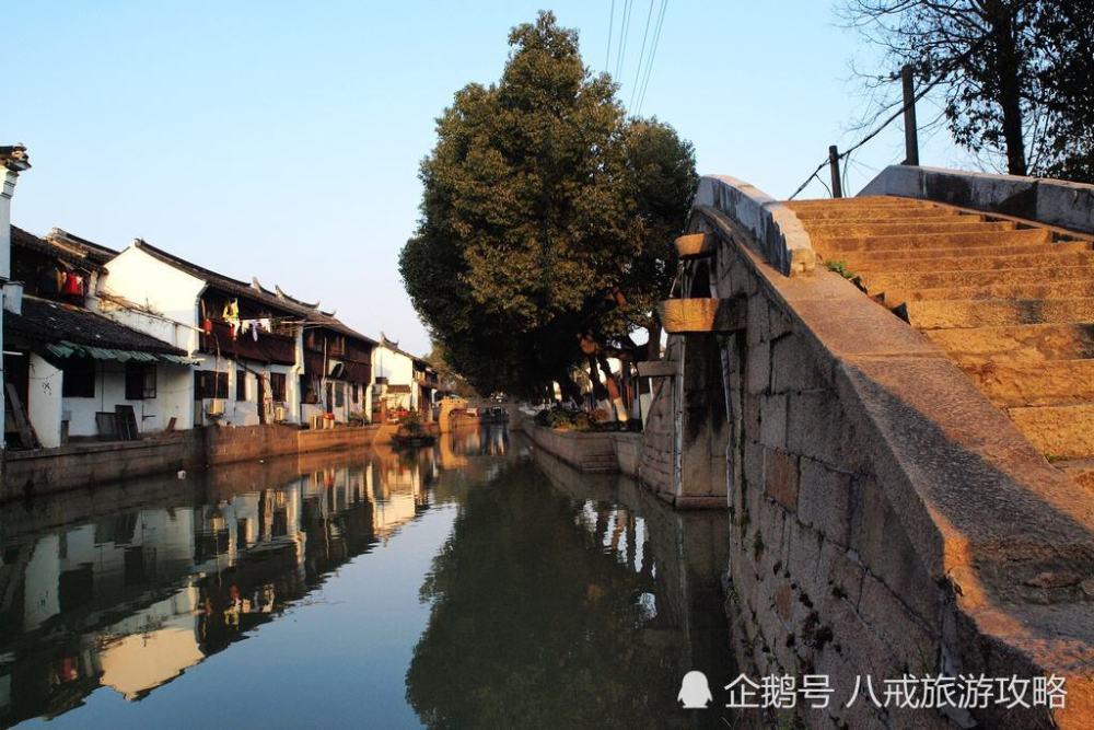 同学聚会和班里的男同学酒后发生了关系，一直没敢告诉老公，这样做对吗？游戏画面